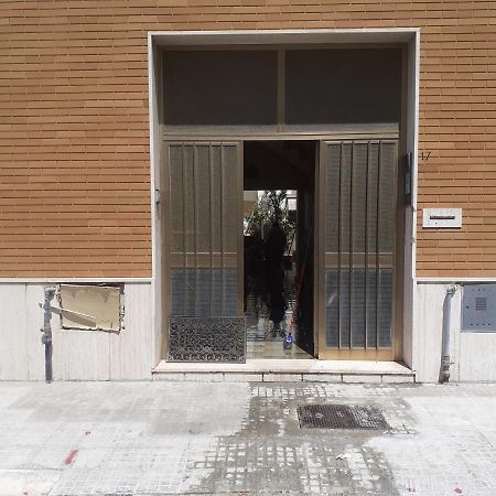 Apartamento La Stanza Di Roby Lecce Exterior foto