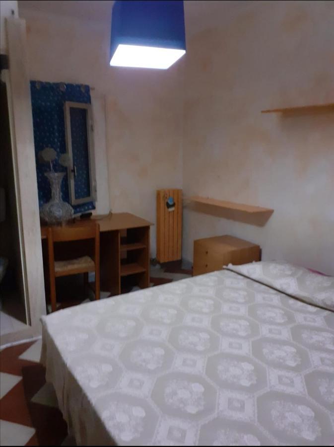 Apartamento La Stanza Di Roby Lecce Exterior foto